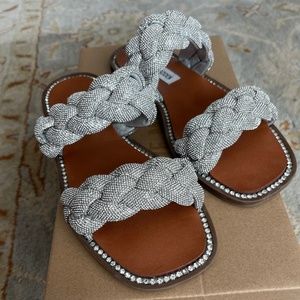 Newbie Rhinestone sandals sz 7